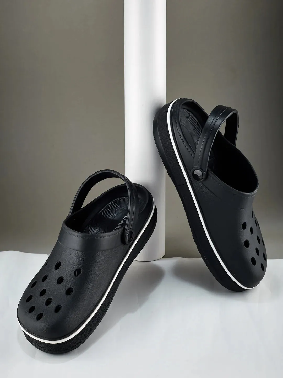 GC-4026 Black Men's Clogs