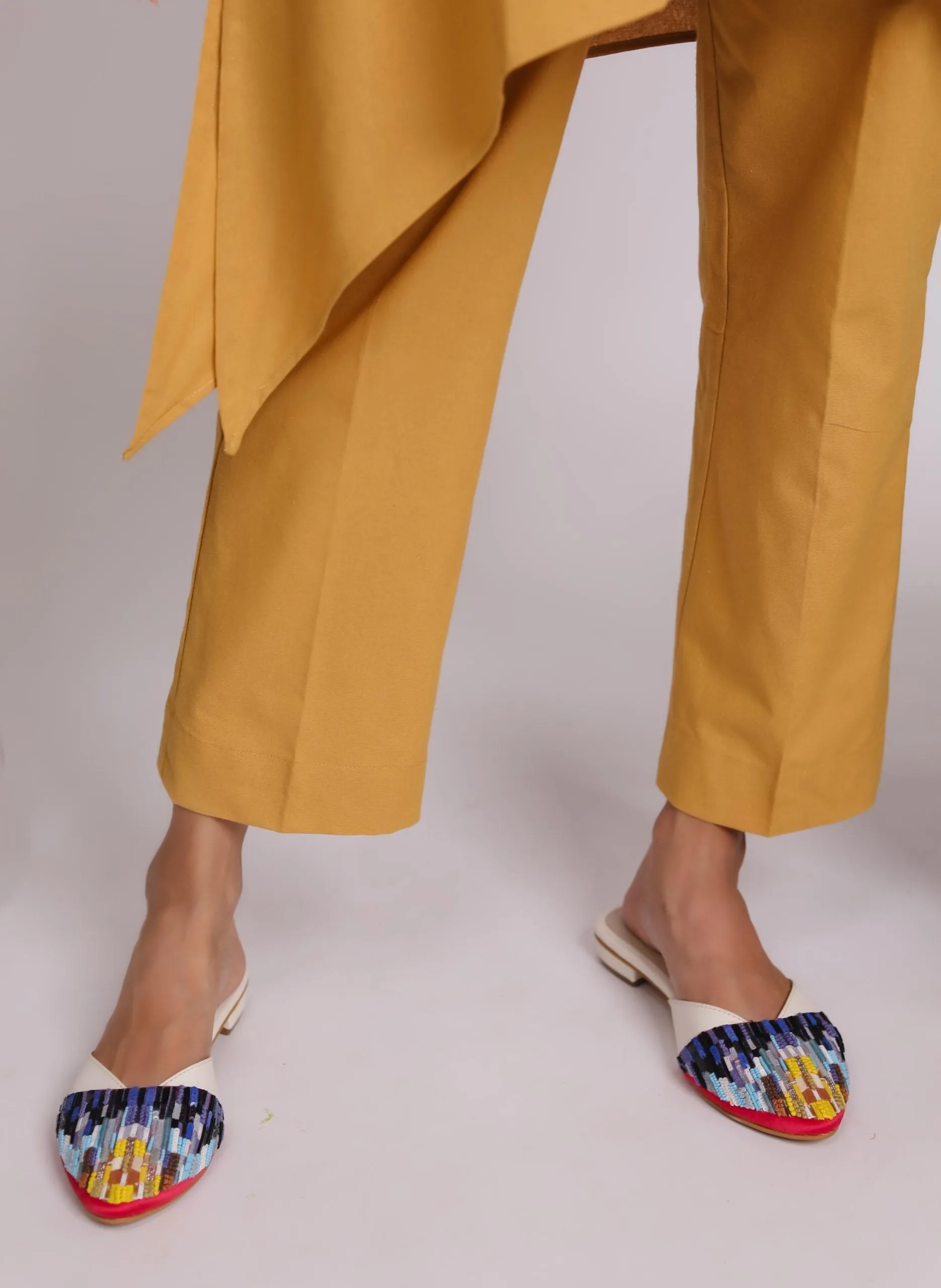 Iris Mules, White