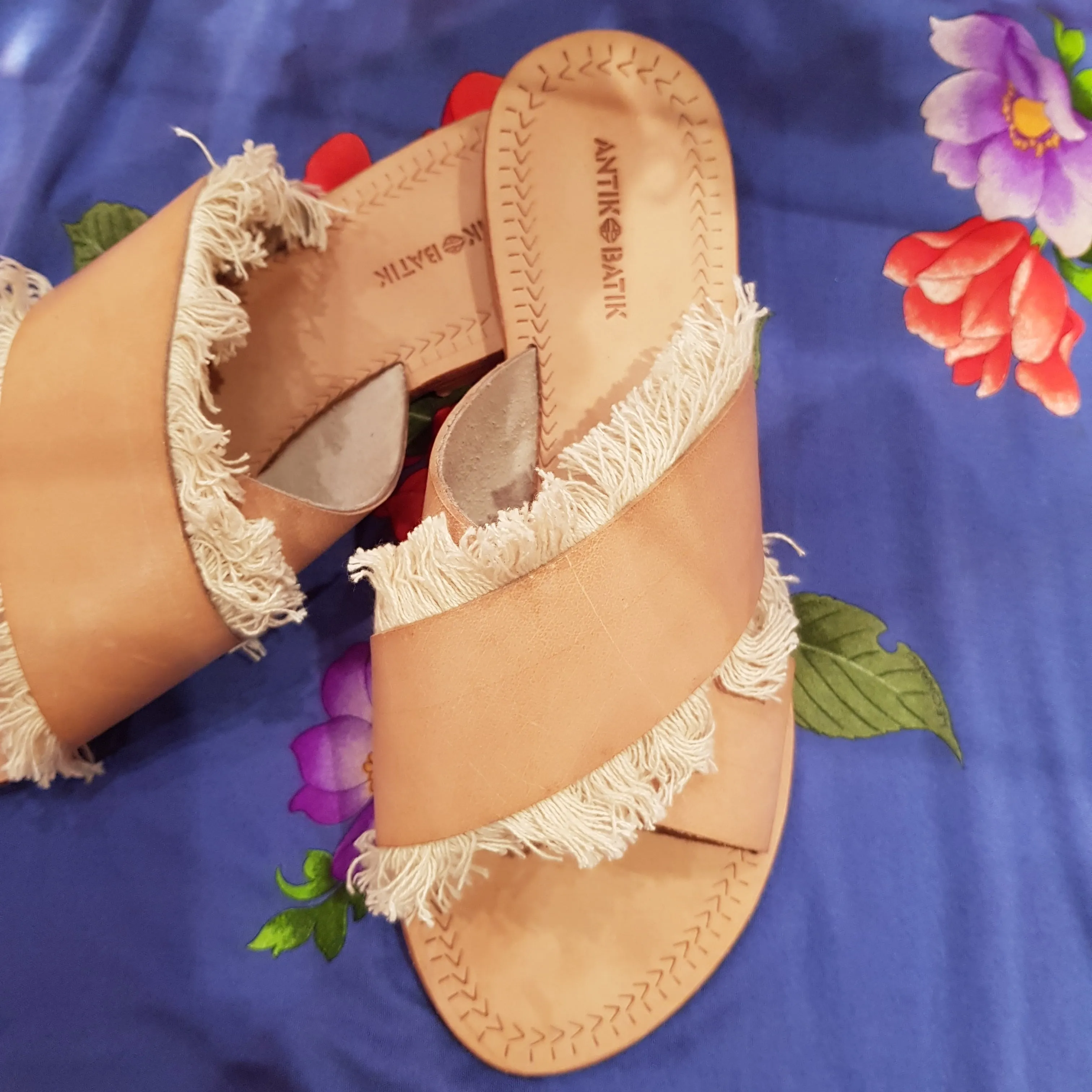 Leather mules