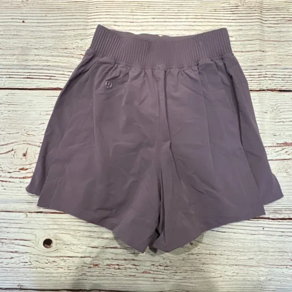 Lululemon Stretch Woven Relaxed-Fit High-Rise Short 4&quot;In Purple Ash Sz XXXS