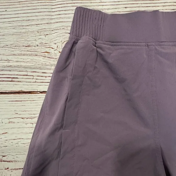 Lululemon Stretch Woven Relaxed-Fit High-Rise Short 4&quot;In Purple Ash Sz XXXS