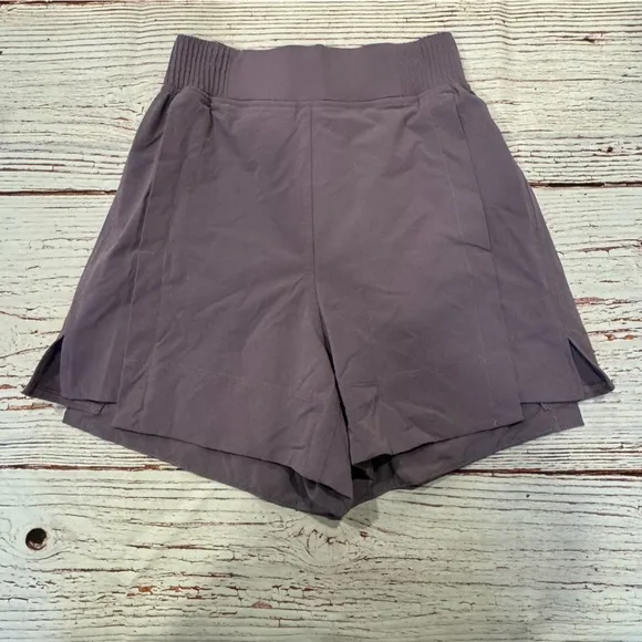 Lululemon Stretch Woven Relaxed-Fit High-Rise Short 4&quot;In Purple Ash Sz XXXS
