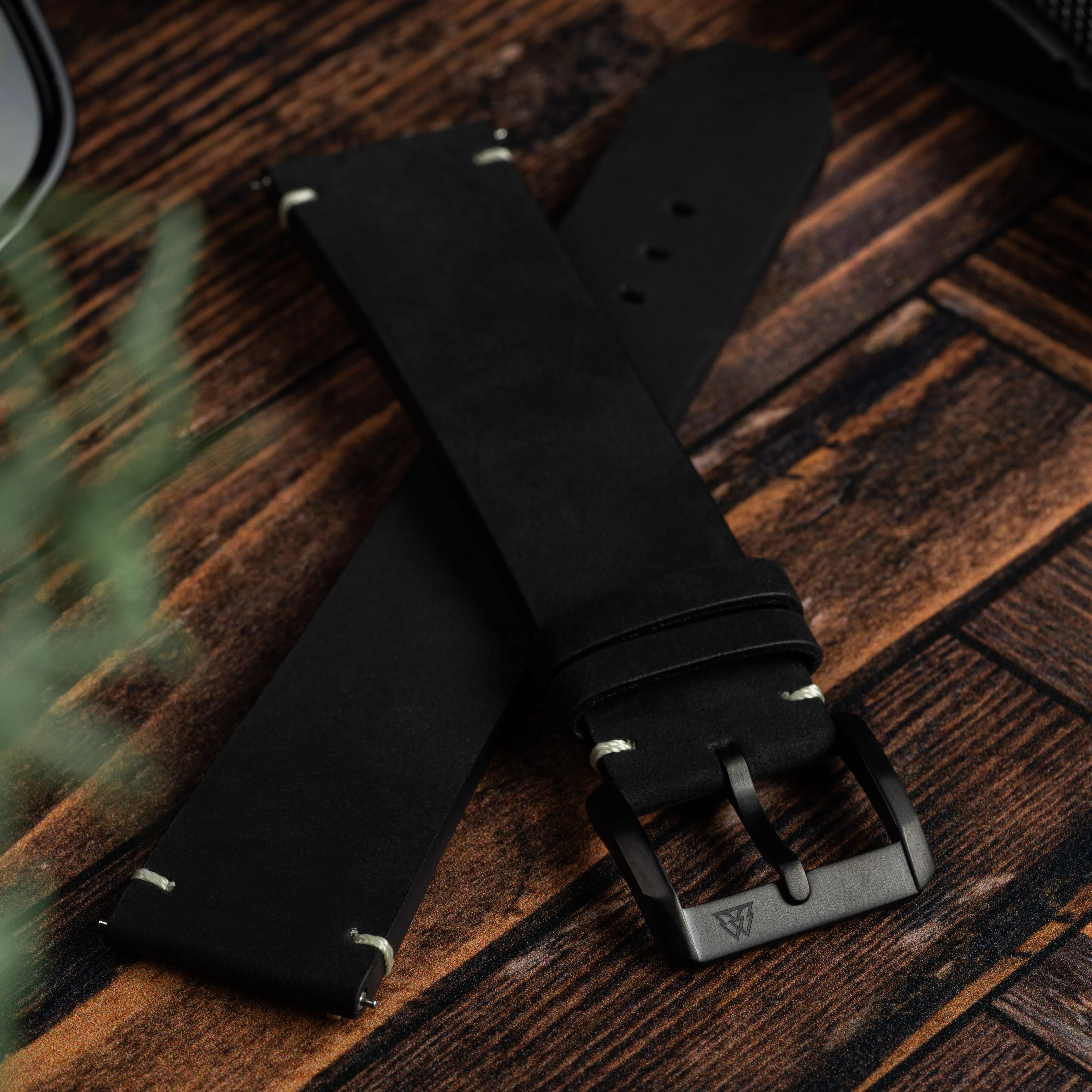 Midnight Black Raw Edge 23mm Leather Band