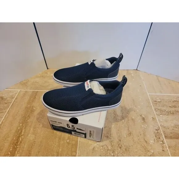 NEW 6.5 Men / 8.5 Women Xtratuf Sharkbyte AM Slip On Shoes, Blue w/‎ box