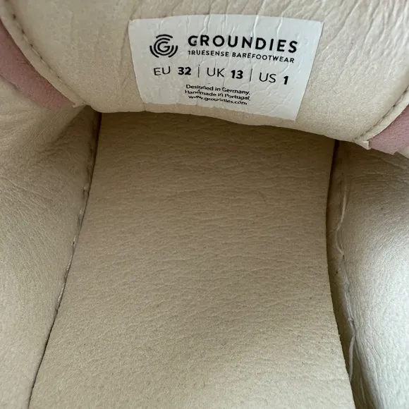 NWOT Groundies Kids Barefoot Shoe Universe Kids size 1