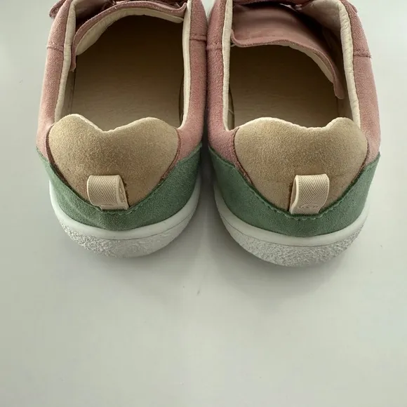 NWOT Groundies Kids Barefoot Shoe Universe Kids size 1