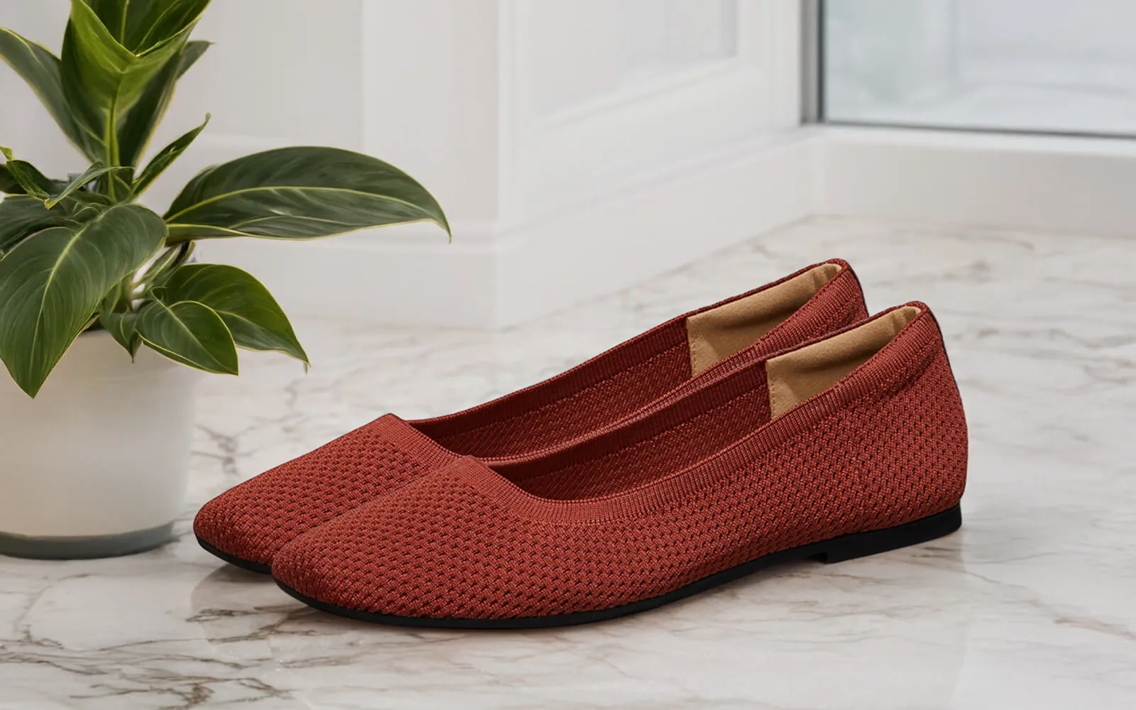 Plush Square Flats : Burgundy