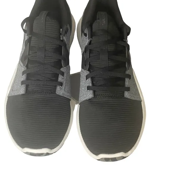 Reebok Mens Hydrorush TRBlack Gray Running ShoesSneakers - Size 8