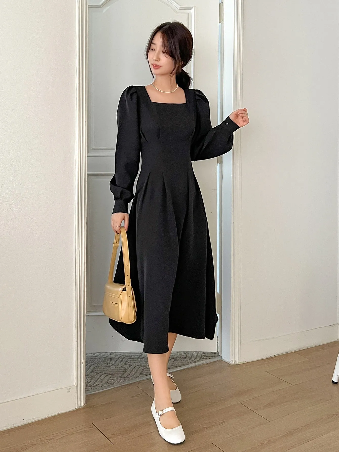 Square Neck Lantern Sleeve Plicated Detail Dress