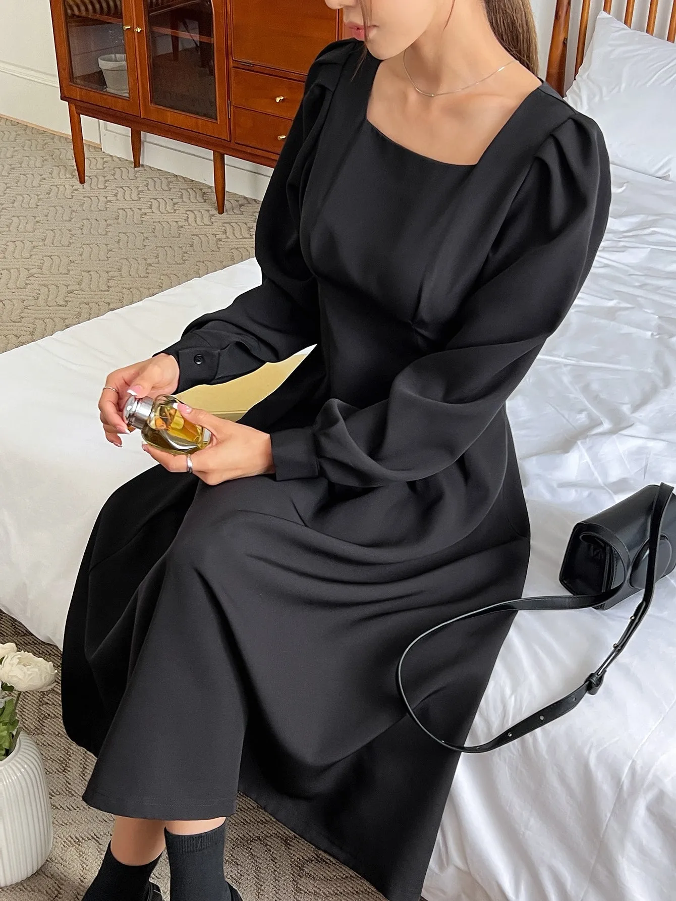 Square Neck Lantern Sleeve Plicated Detail Dress