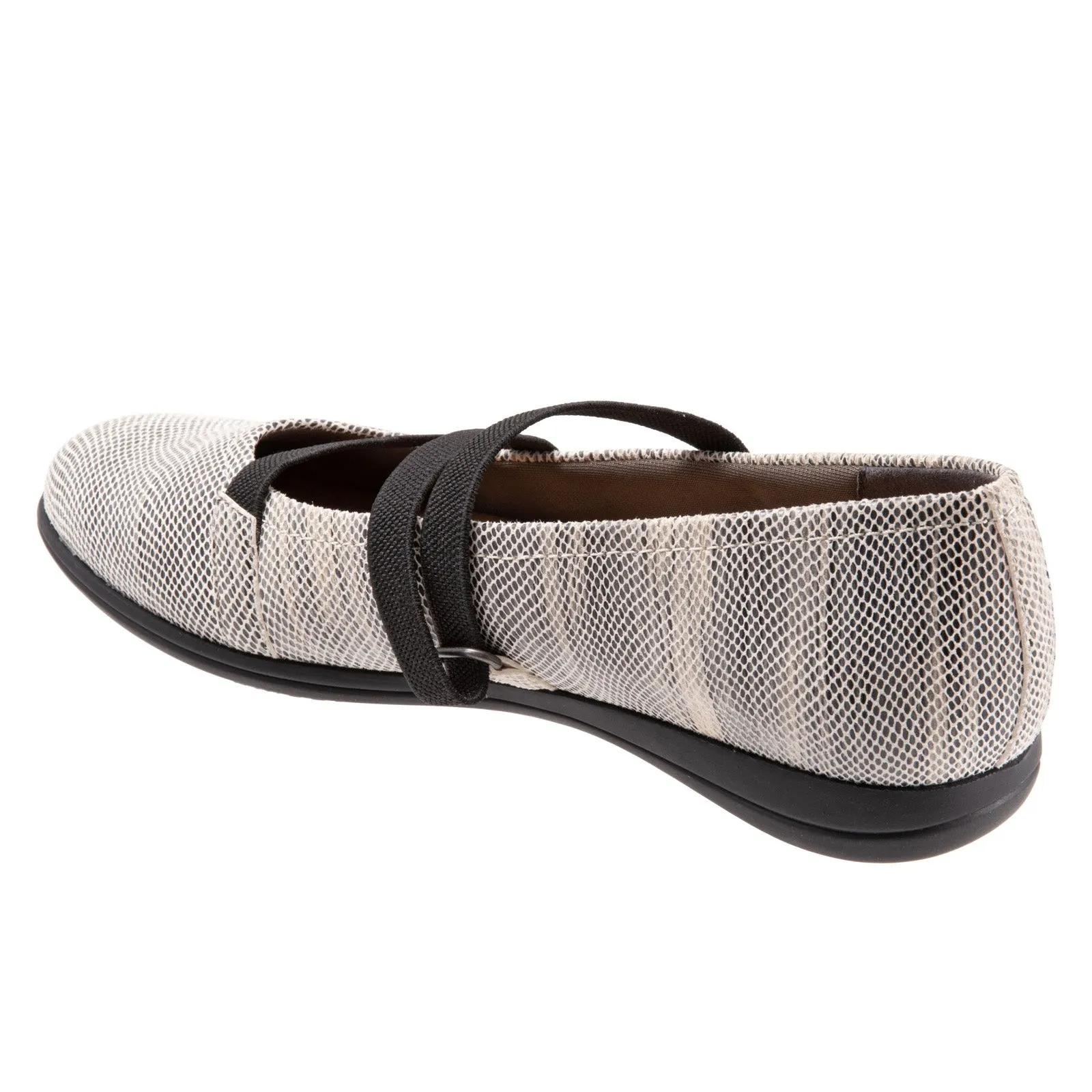 Trotters Della T1953-067 Womens Beige Narrow Leather Ballet Flats Shoes