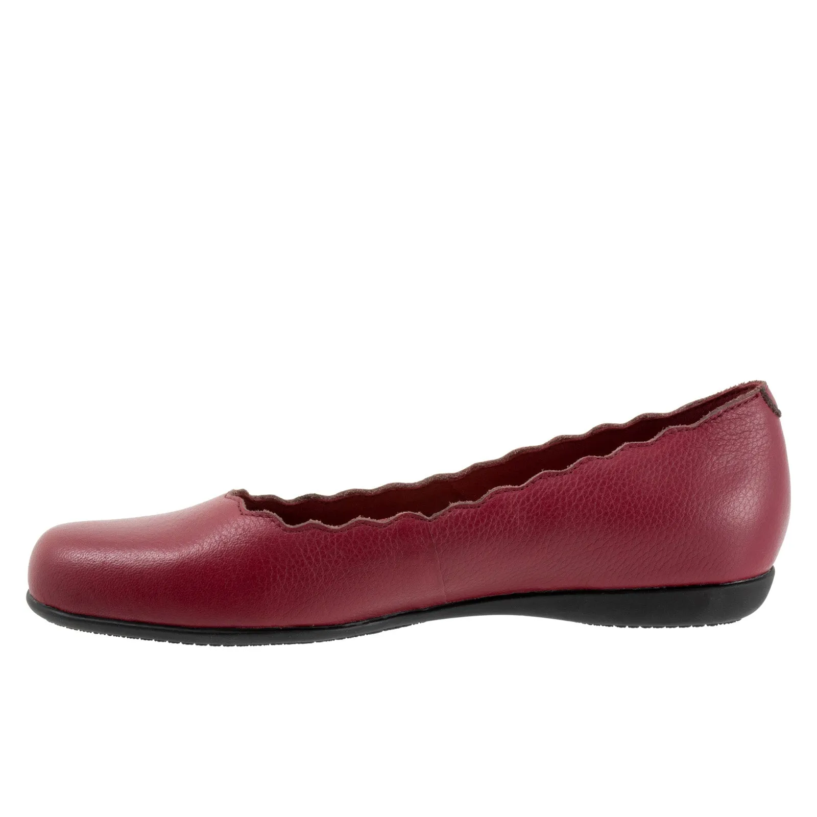 Trotters Sabine T2255-642 Womens Red Leather Slip On Ballet Flats Shoes