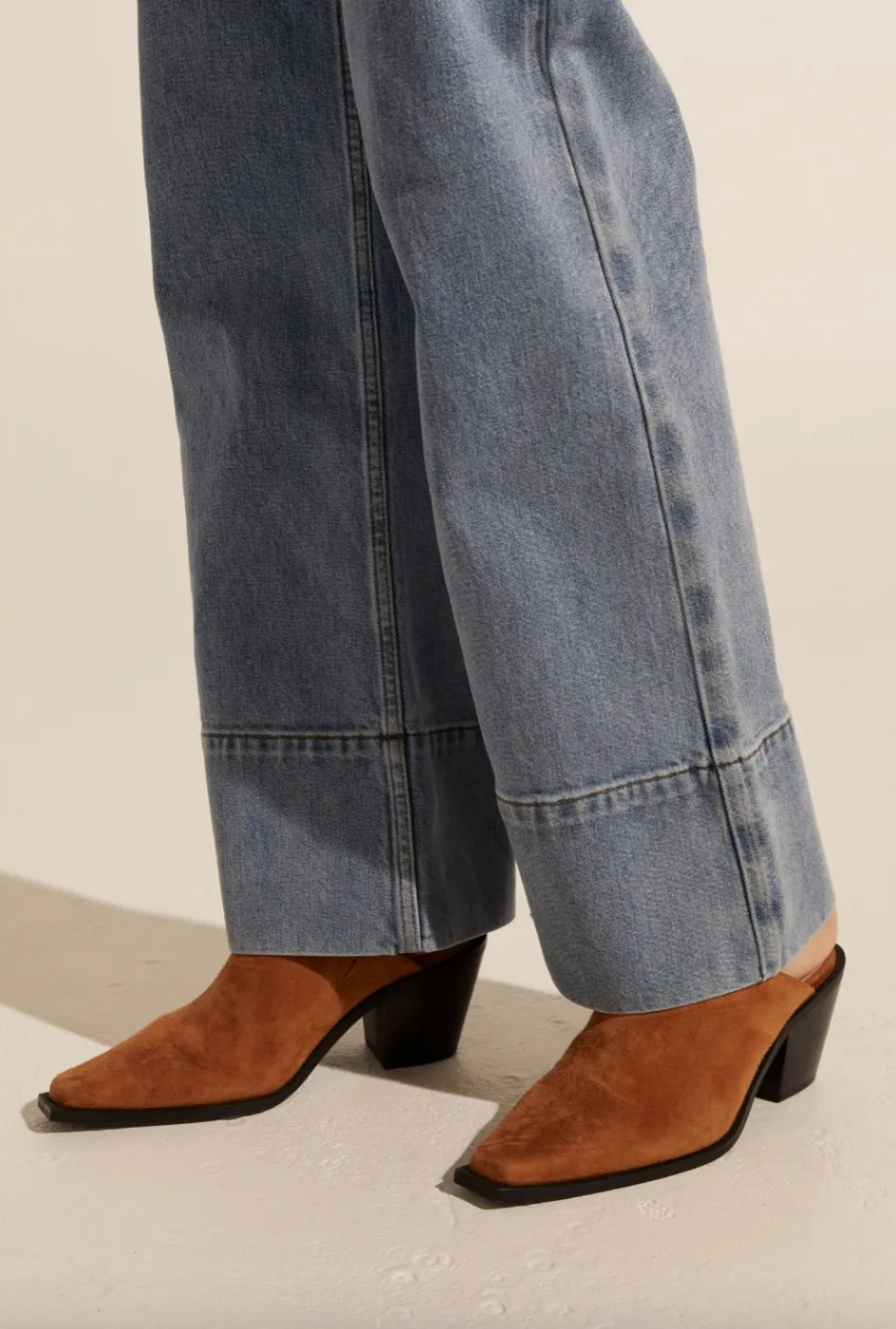 Zoe Kratzmann Primary Mule